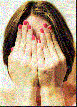 How to poison your guests with social media.GIF (315×441)